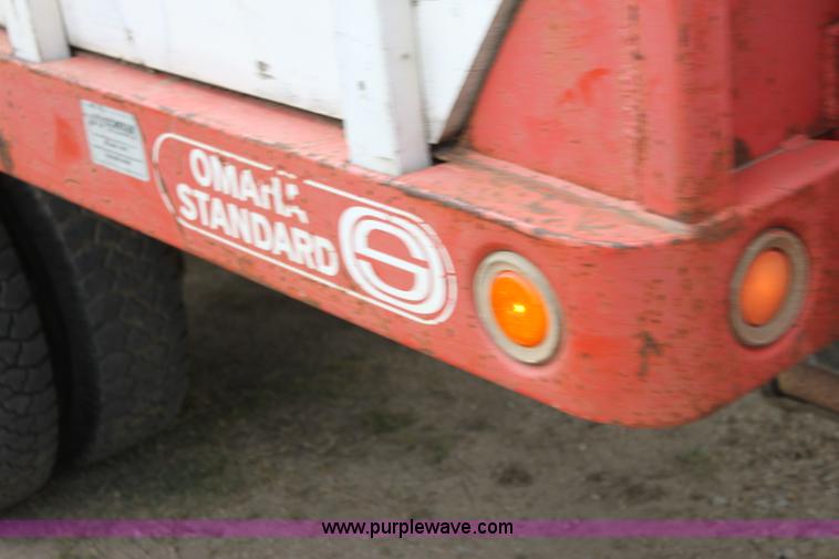 image for item H2053 1990 Ford F450 Super Duty bucket truck