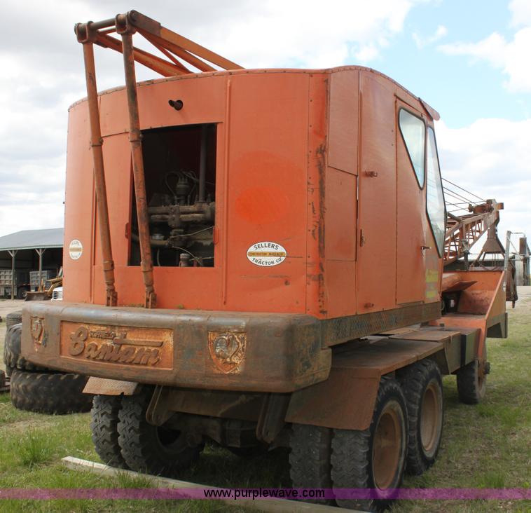 image for item H2056 1963 Bantam T350 18 ton crane truck