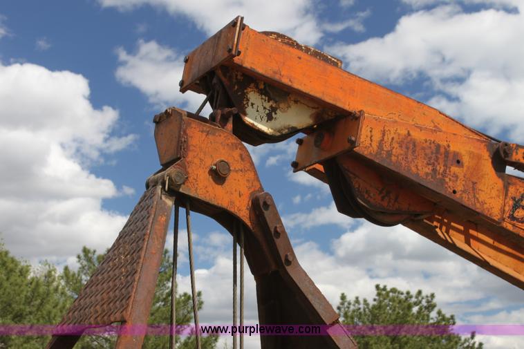 image for item H2056 1963 Bantam T350 18 ton crane truck