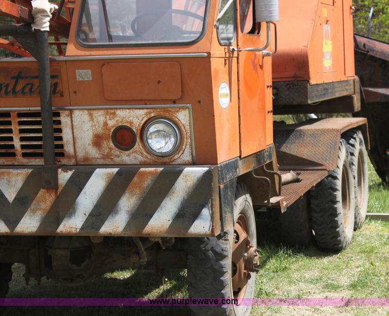 image for item H2056 1963 Bantam T350 18 ton crane truck