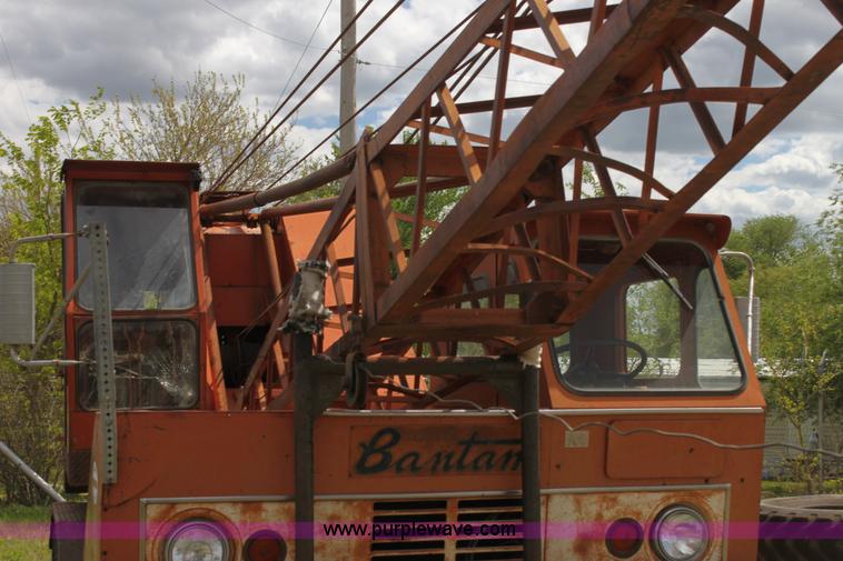 image for item H2056 1963 Bantam T350 18 ton crane truck