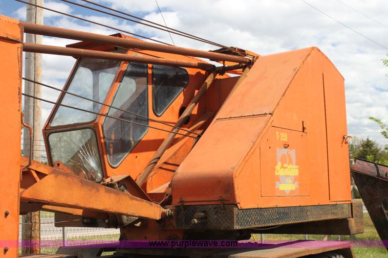 image for item H2056 1963 Bantam T350 18 ton crane truck