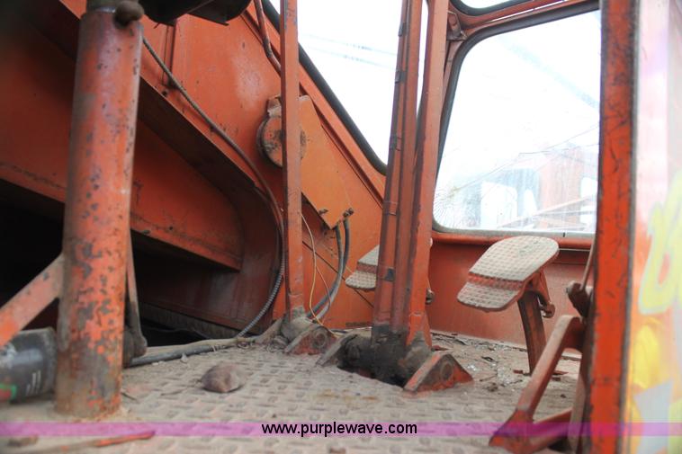 image for item H2056 1963 Bantam T350 18 ton crane truck