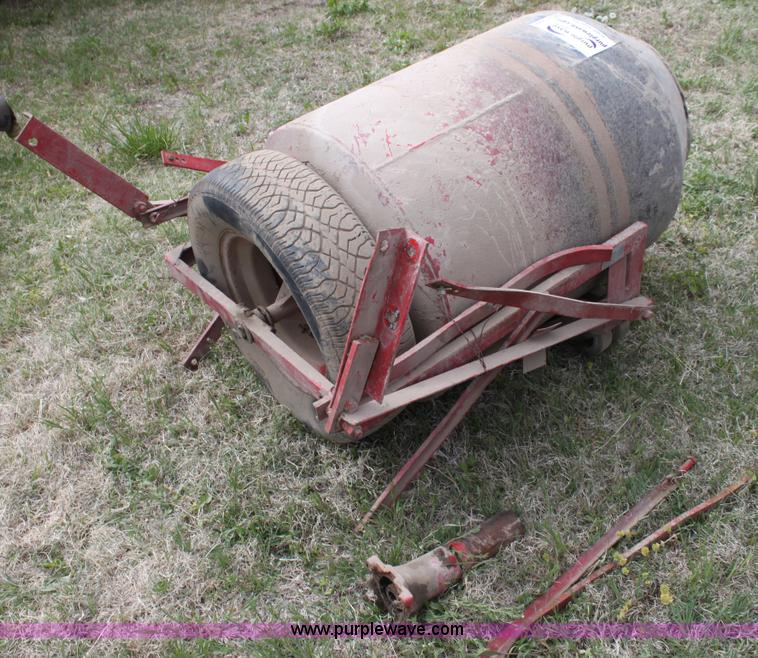 image for item H2060 Three point concrete mixer