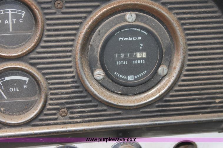 image for item H2063 1979 Ford F600 bucket truck