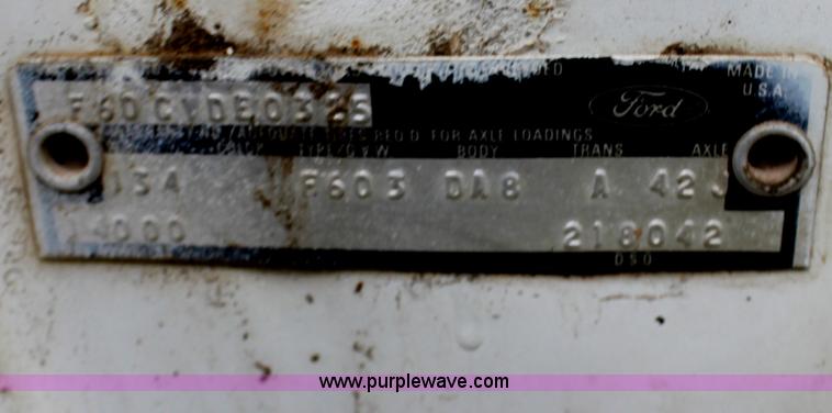 image for item H2063 1979 Ford F600 bucket truck