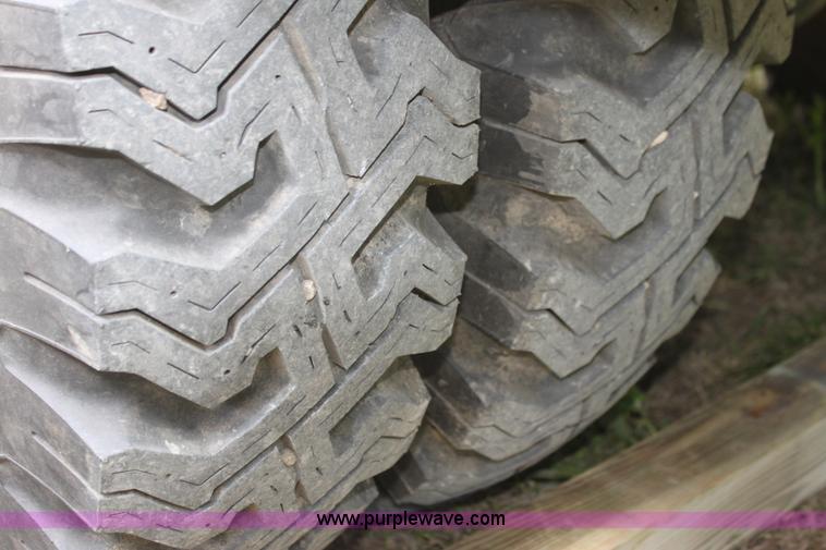 image for item H2063 1979 Ford F600 bucket truck