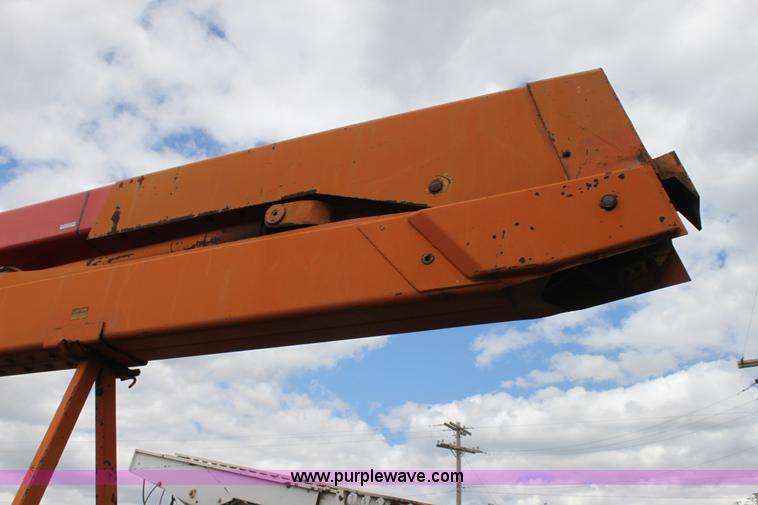 image for item H2064 1969 Ford F600 bucket truck