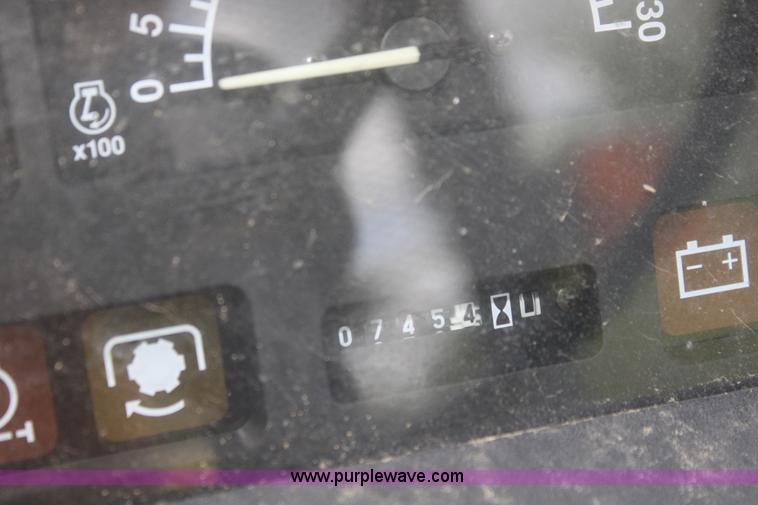 image for item H2066 1995 John Deere 5400 MFWD tractor