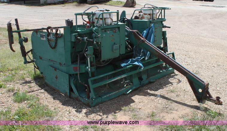 image for item H2069 Layton D550 Super paver