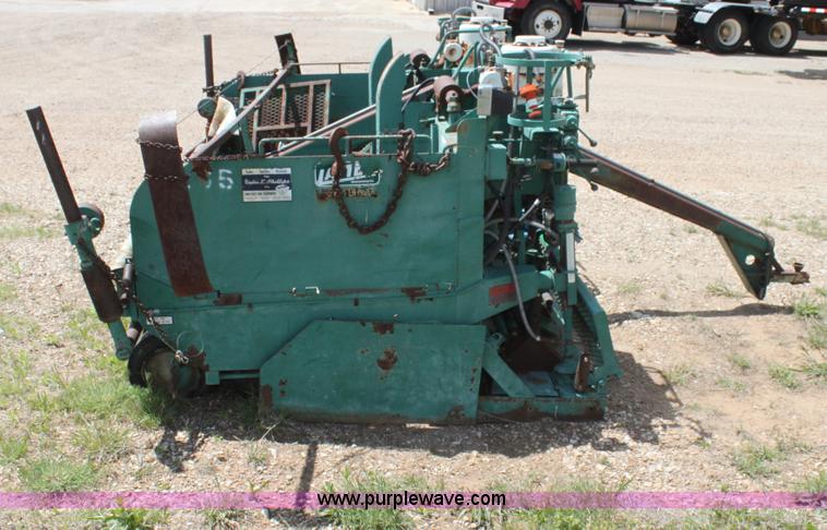 image for item H2069 Layton D550 Super paver