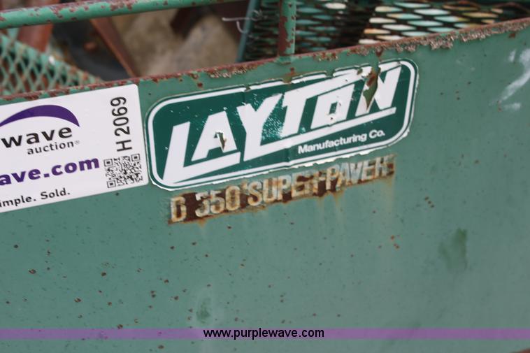 image for item H2069 Layton D550 Super paver