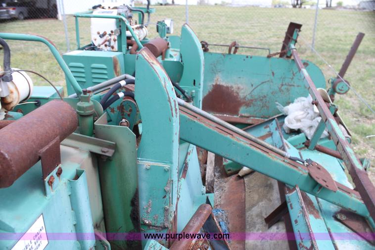 image for item H2069 Layton D550 Super paver