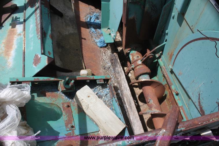 image for item H2069 Layton D550 Super paver