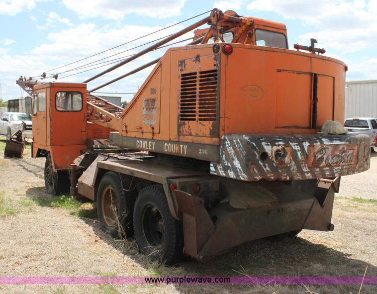 image for item H2070 1969 Bantam T350 18 ton crane truck