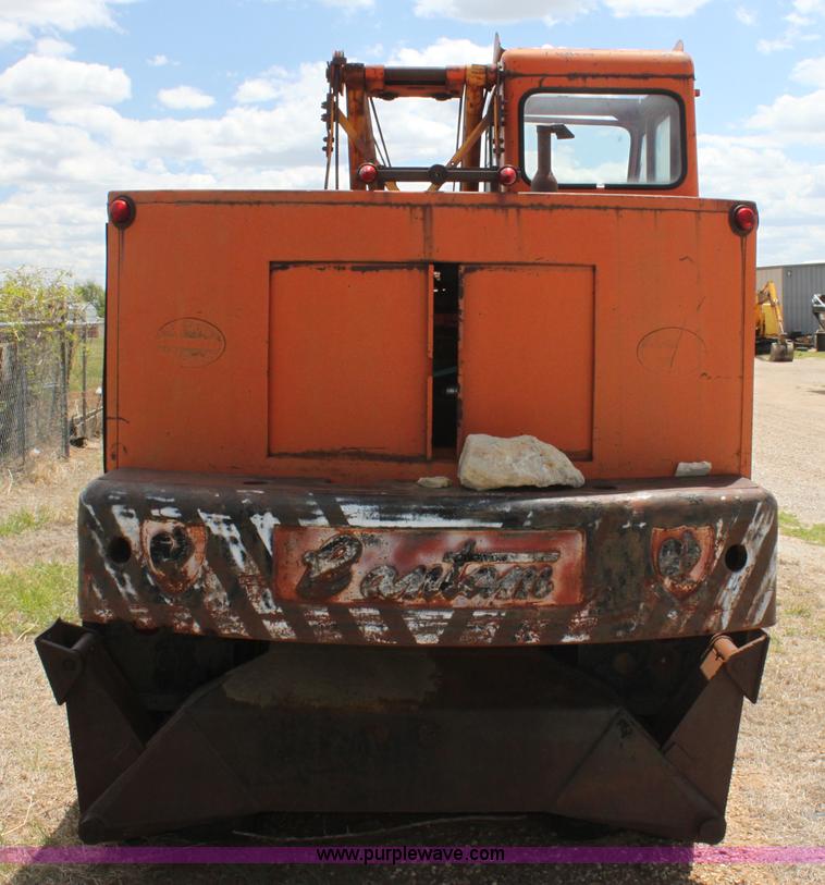 image for item H2070 1969 Bantam T350 18 ton crane truck