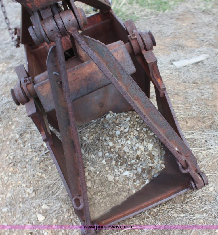 image for item H2070 1969 Bantam T350 18 ton crane truck