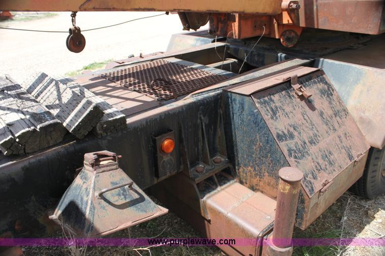 image for item H2070 1969 Bantam T350 18 ton crane truck