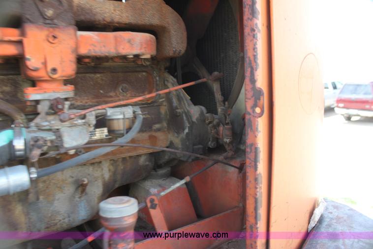 image for item H2070 1969 Bantam T350 18 ton crane truck