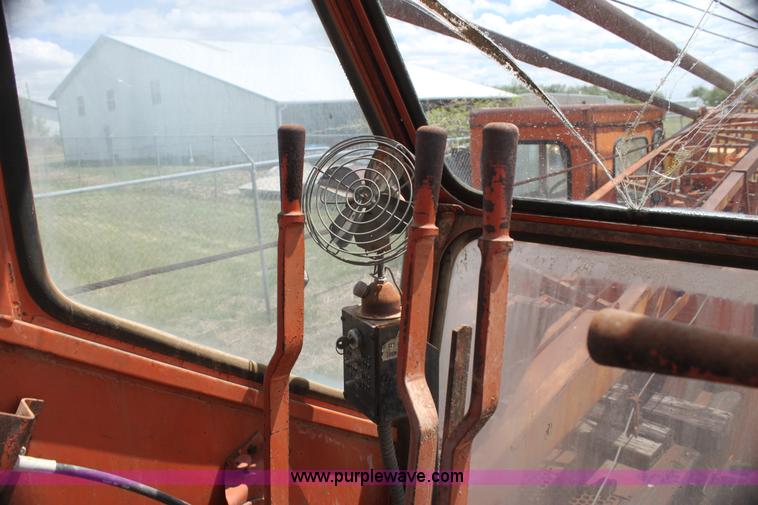 image for item H2070 1969 Bantam T350 18 ton crane truck