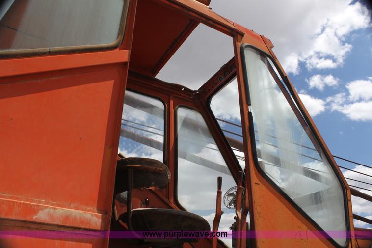 image for item H2070 1969 Bantam T350 18 ton crane truck