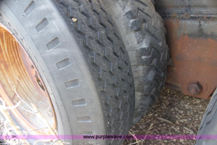 image for item H2070 1969 Bantam T350 18 ton crane truck