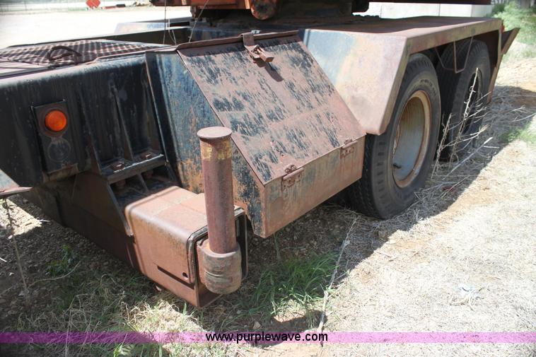 image for item H2070 1969 Bantam T350 18 ton crane truck