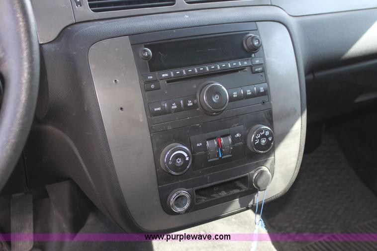 image for item H2086 2008 Chevrolet Tahoe SUV