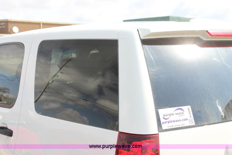 image for item H2086 2008 Chevrolet Tahoe SUV