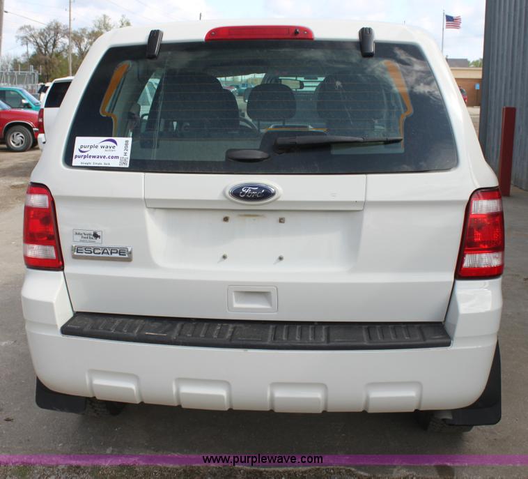 image for item H2088 2011 Ford Escape XLS SUV
