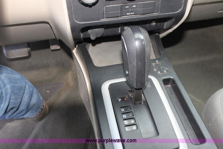 image for item H2088 2011 Ford Escape XLS SUV