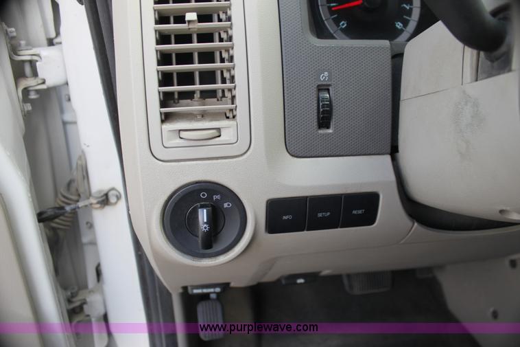 image for item H2088 2011 Ford Escape XLS SUV