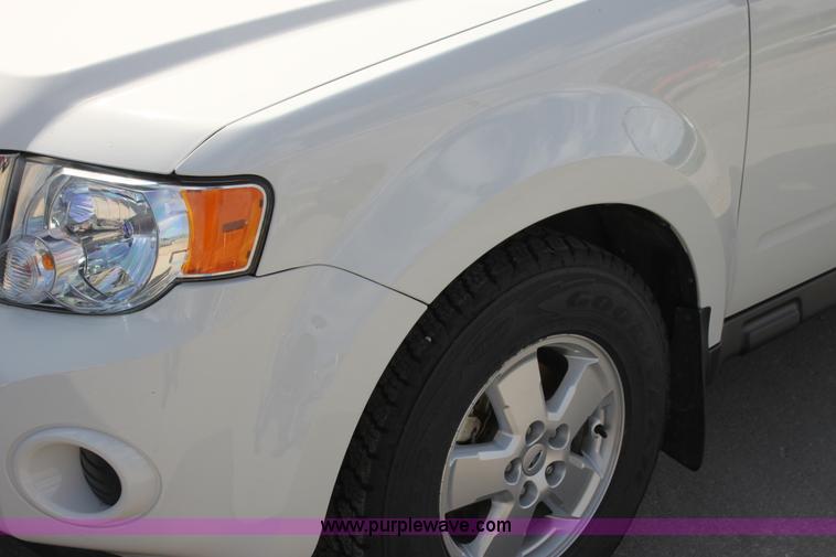 image for item H2088 2011 Ford Escape XLS SUV