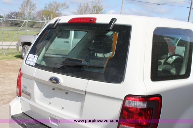 image for item H2088 2011 Ford Escape XLS SUV