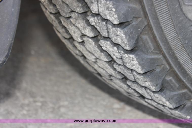 image for item H2088 2011 Ford Escape XLS SUV