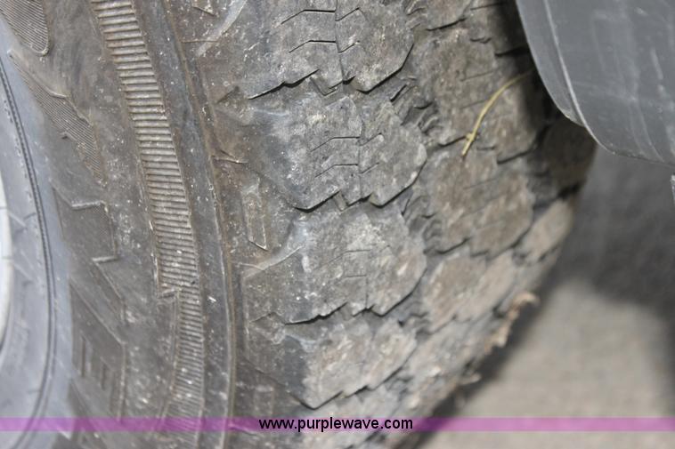 image for item H2088 2011 Ford Escape XLS SUV