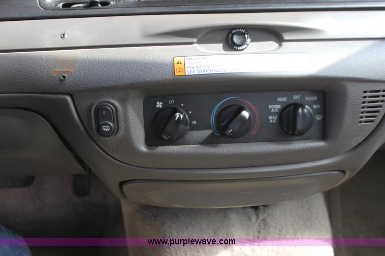 image for item H2089 2010 Ford Crown Victoria Police Interceptor