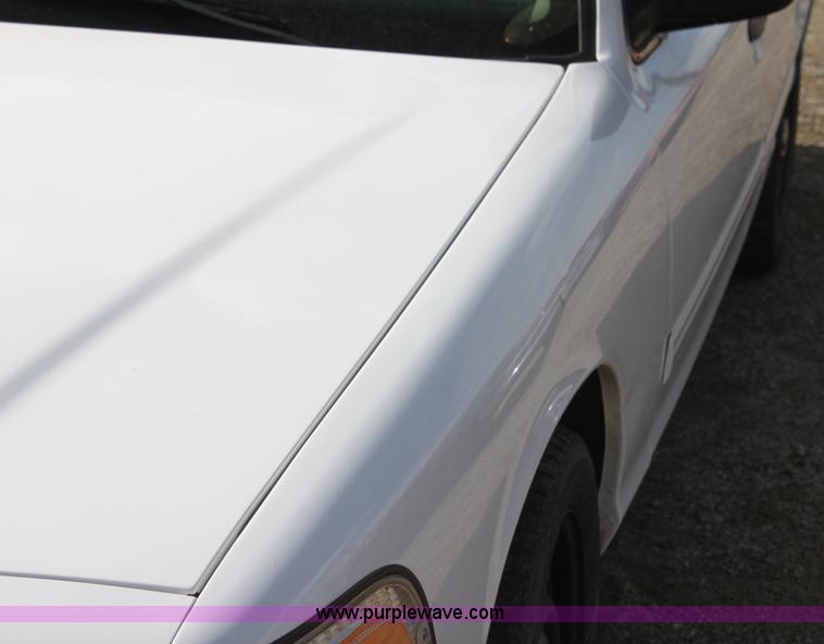 image for item H2089 2010 Ford Crown Victoria Police Interceptor