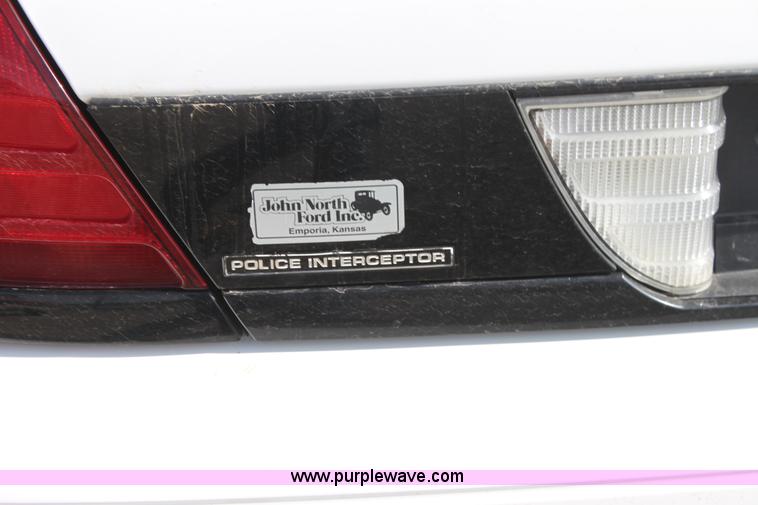 image for item H2089 2010 Ford Crown Victoria Police Interceptor