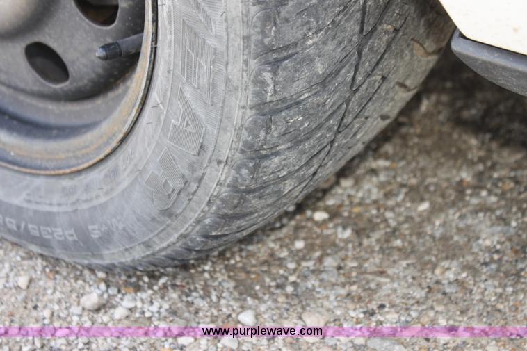 image for item H2089 2010 Ford Crown Victoria Police Interceptor