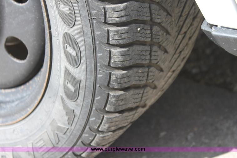 image for item H2089 2010 Ford Crown Victoria Police Interceptor