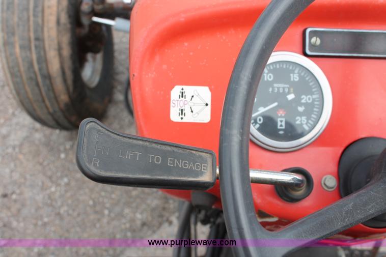 image for item H5654 1995 Massey-Ferguson 253 tractor