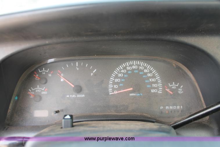 image for item H5656 1999 Dodge Ram 1500 pickup truck