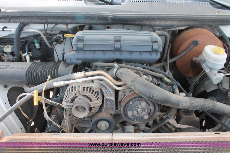 image for item H5656 1999 Dodge Ram 1500 pickup truck