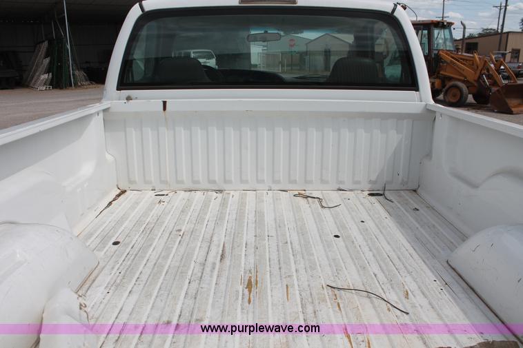 image for item H5656 1999 Dodge Ram 1500 pickup truck