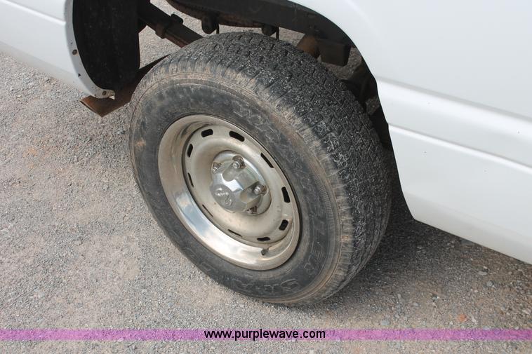 image for item H5656 1999 Dodge Ram 1500 pickup truck