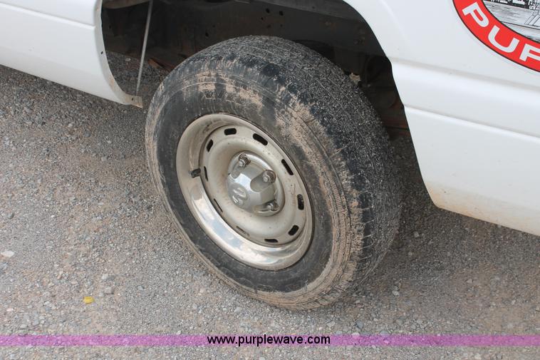 image for item H5656 1999 Dodge Ram 1500 pickup truck