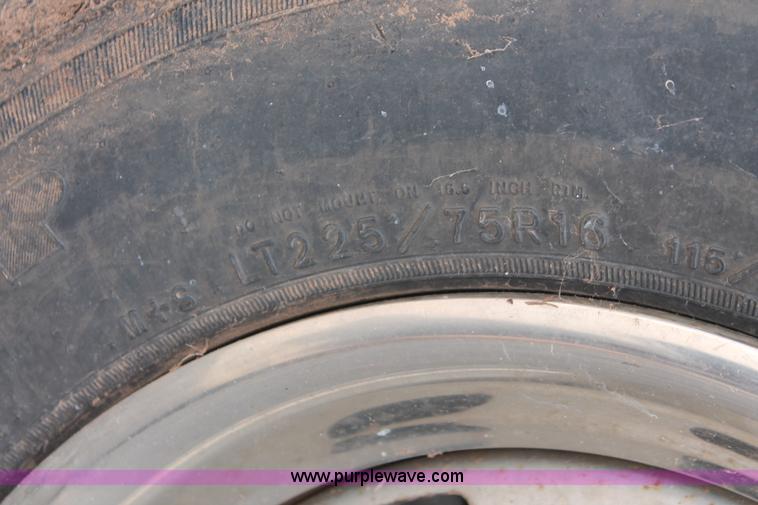 image for item H5656 1999 Dodge Ram 1500 pickup truck