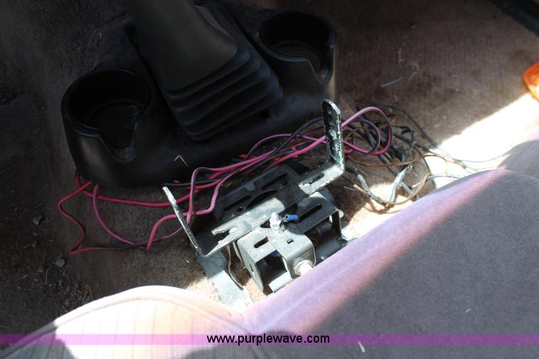 image for item H5660 1994 Ford Ranger XLT SuperCab pickup truck