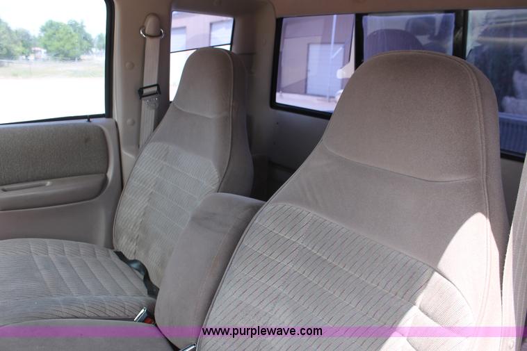 image for item H5660 1994 Ford Ranger XLT SuperCab pickup truck